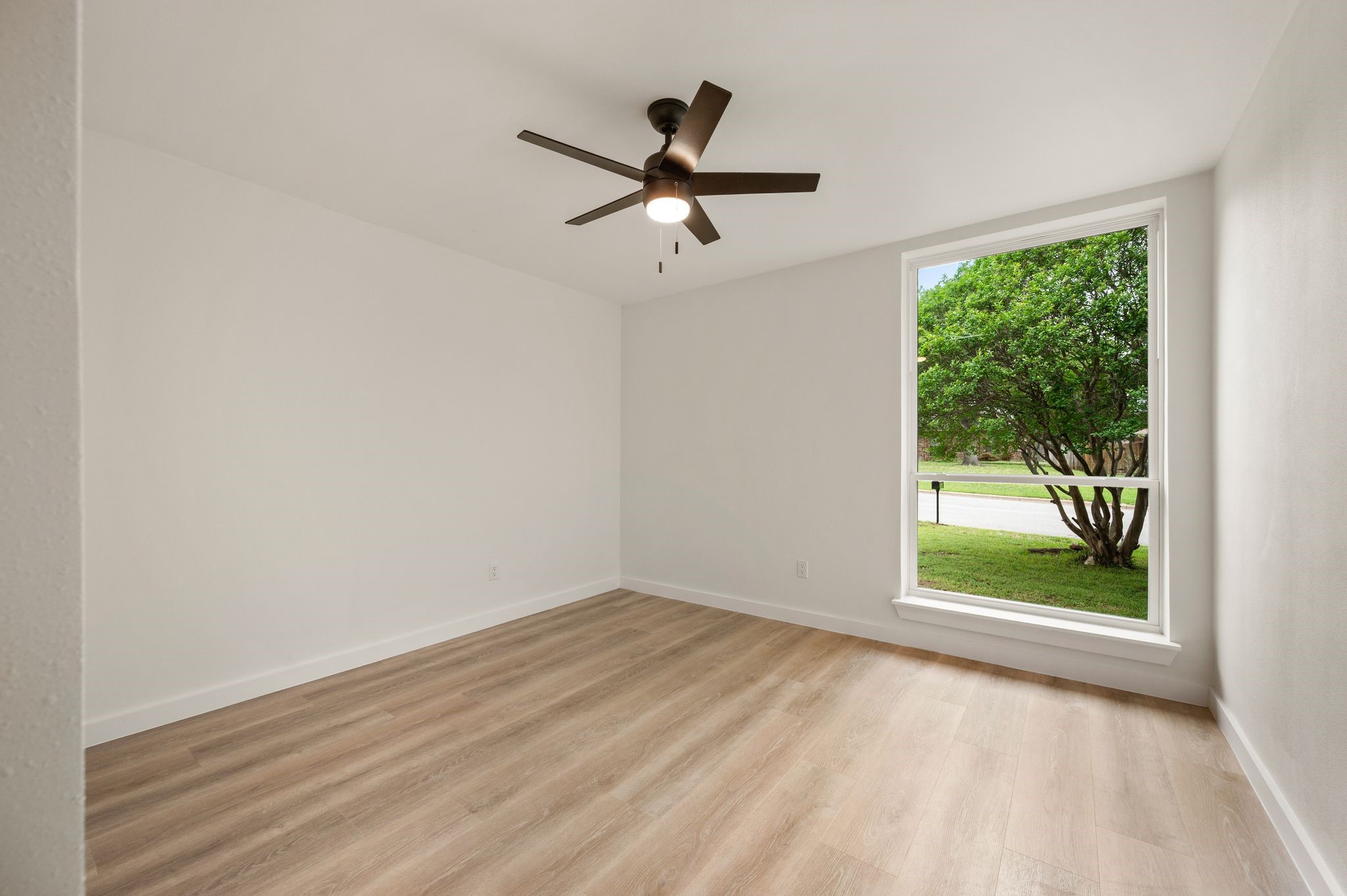 425 Marseille Drive Hurst TX 76054