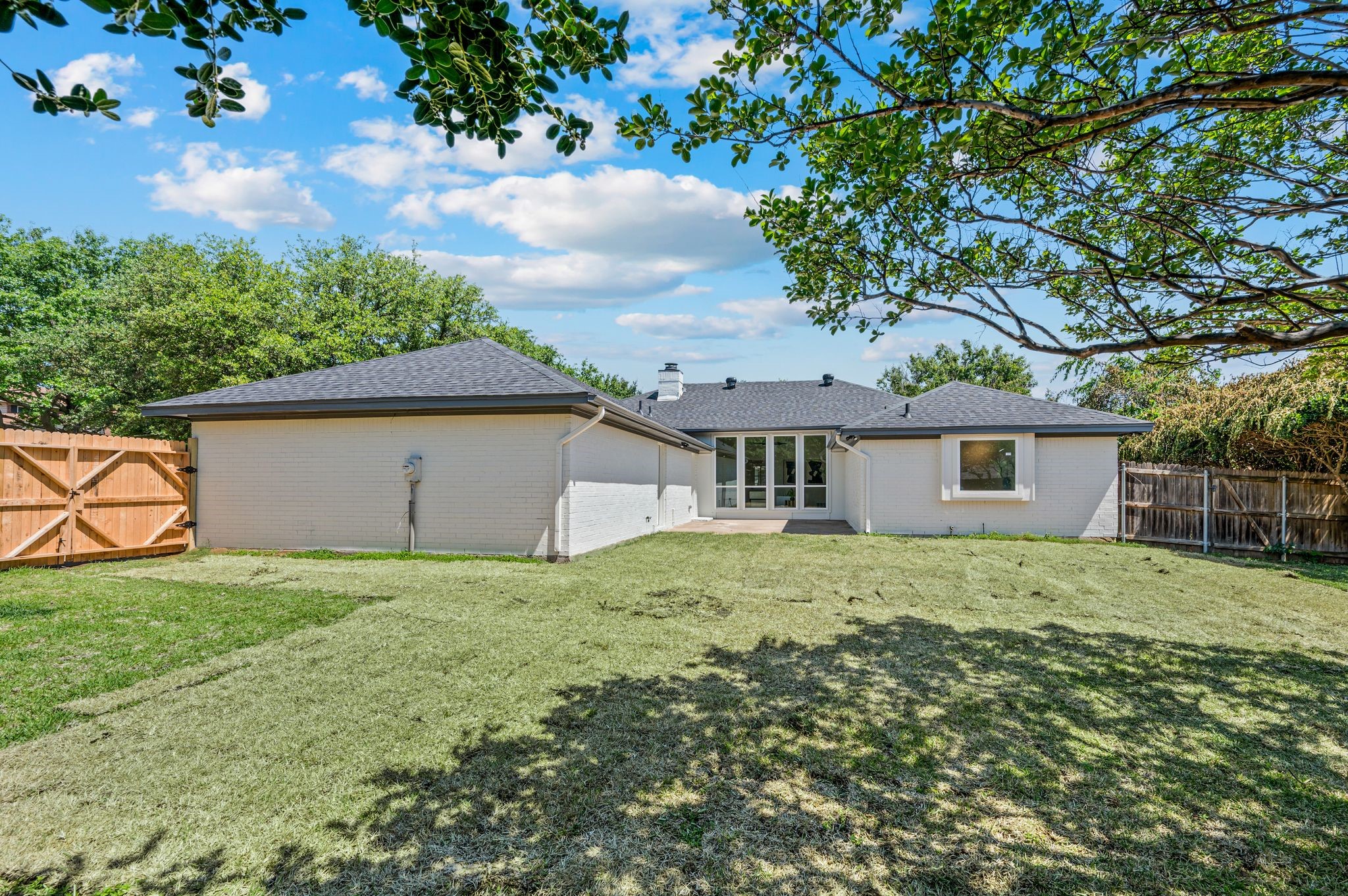 425 Marseille Drive Hurst TX 76054