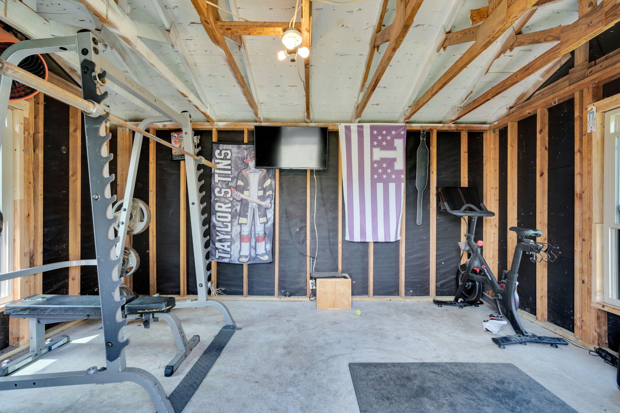 605 W 3rd Street Maypearl TX 76064