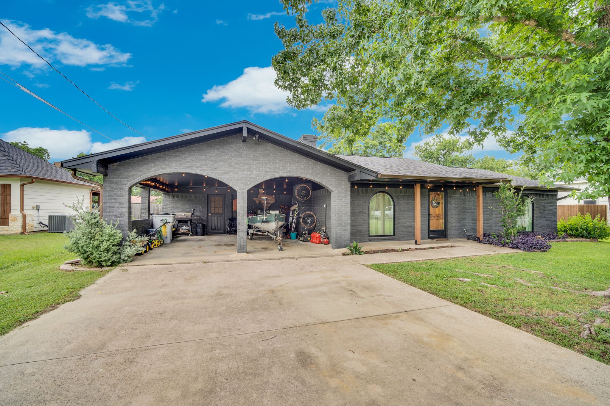 605 W 3rd Street Maypearl TX 76064