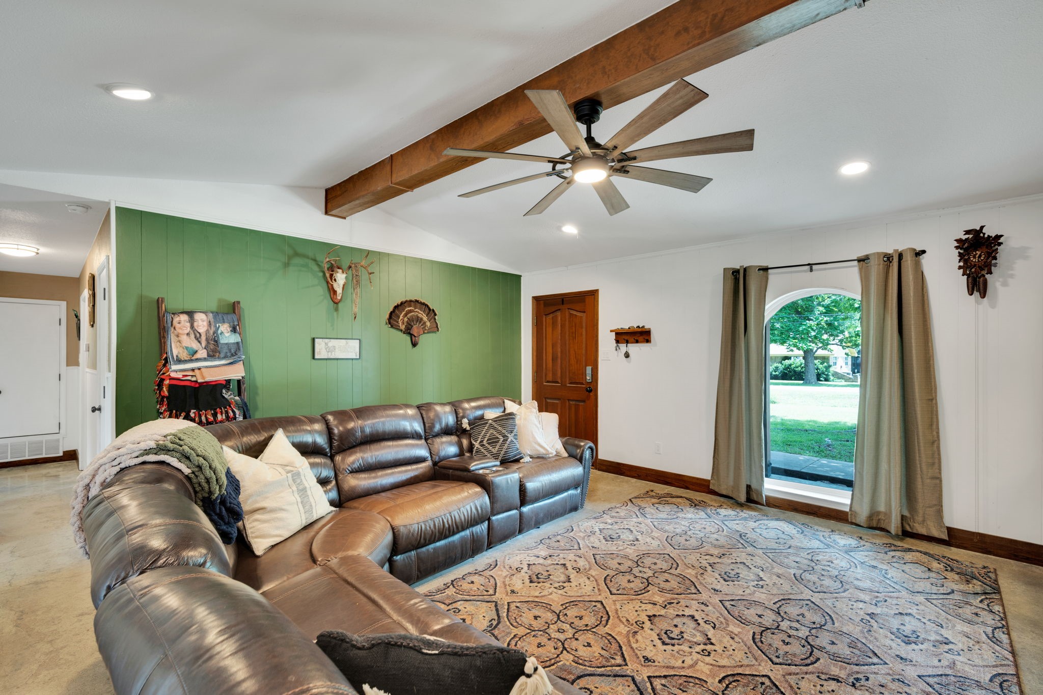 605 W 3rd Street Maypearl TX 76064