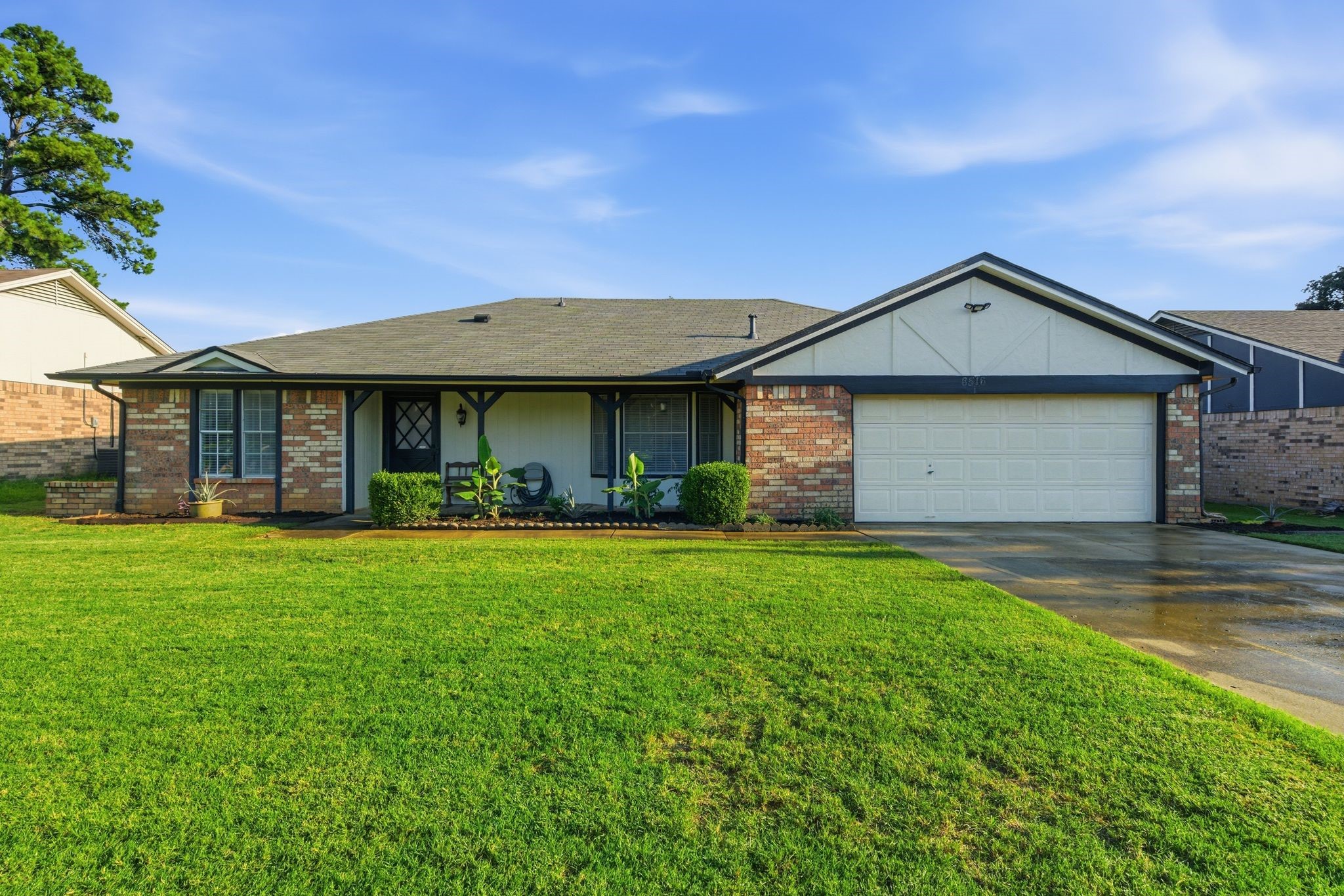 8516 Crestview Drive North Richland Hills TX 76182