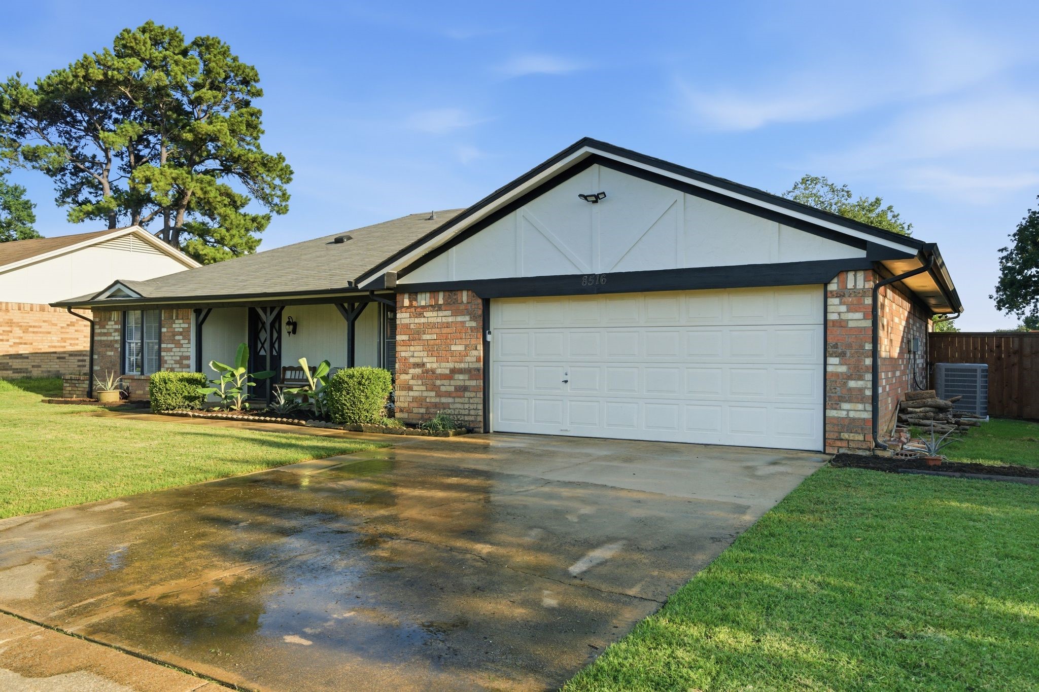 8516 Crestview Drive North Richland Hills TX 76182