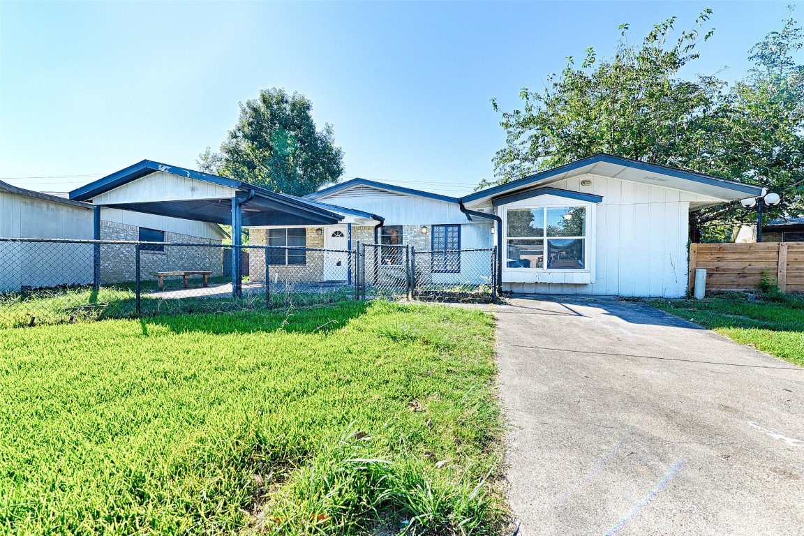 704 La Fonda Circle Seagoville TX 75159