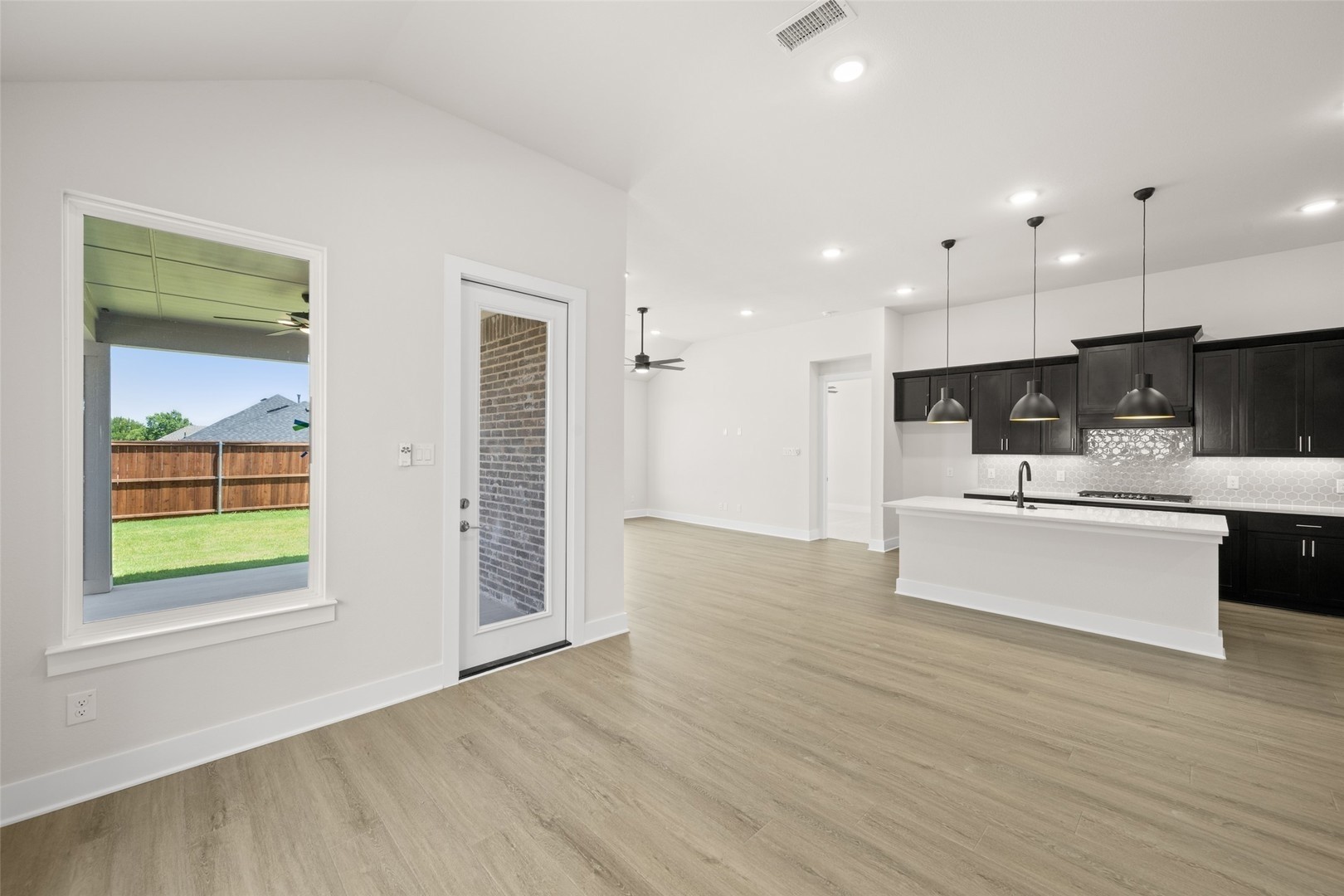 2220 Oak Branch Trail Midlothian TX 76065