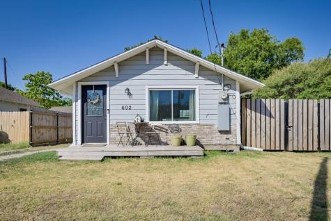 402 E Buffalo Street Forney TX 75126