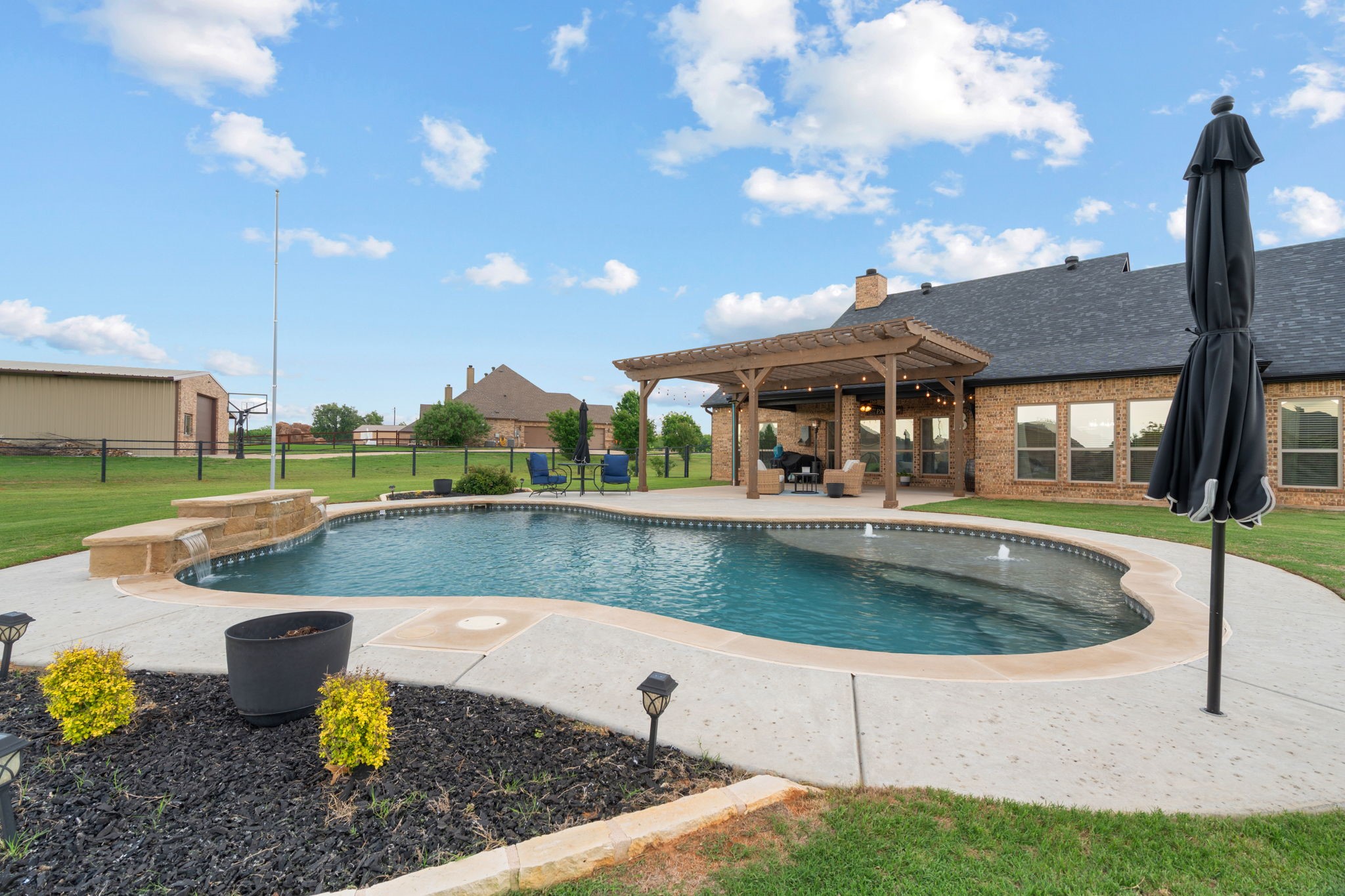 112 Eagle Moor Lane Weatherford TX 76087