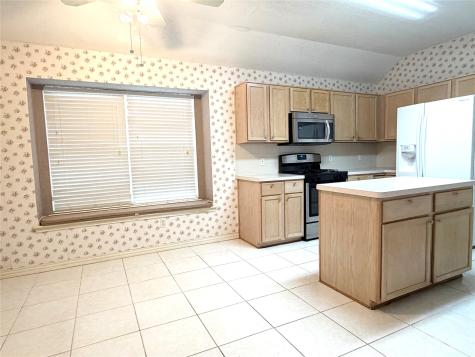 1618 Arbor Creek Drive Garland TX 75040