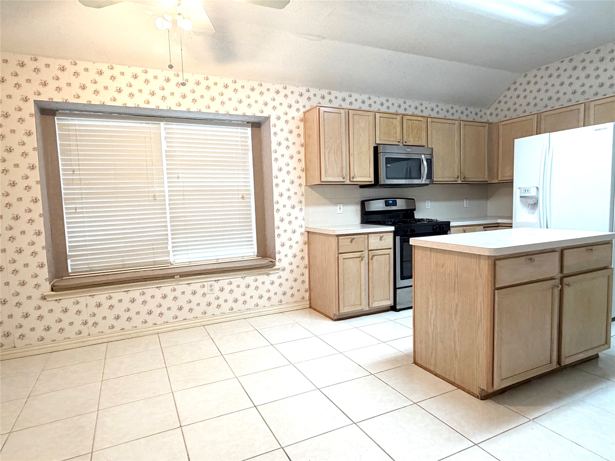 1618 Arbor Creek Drive Garland TX 75040