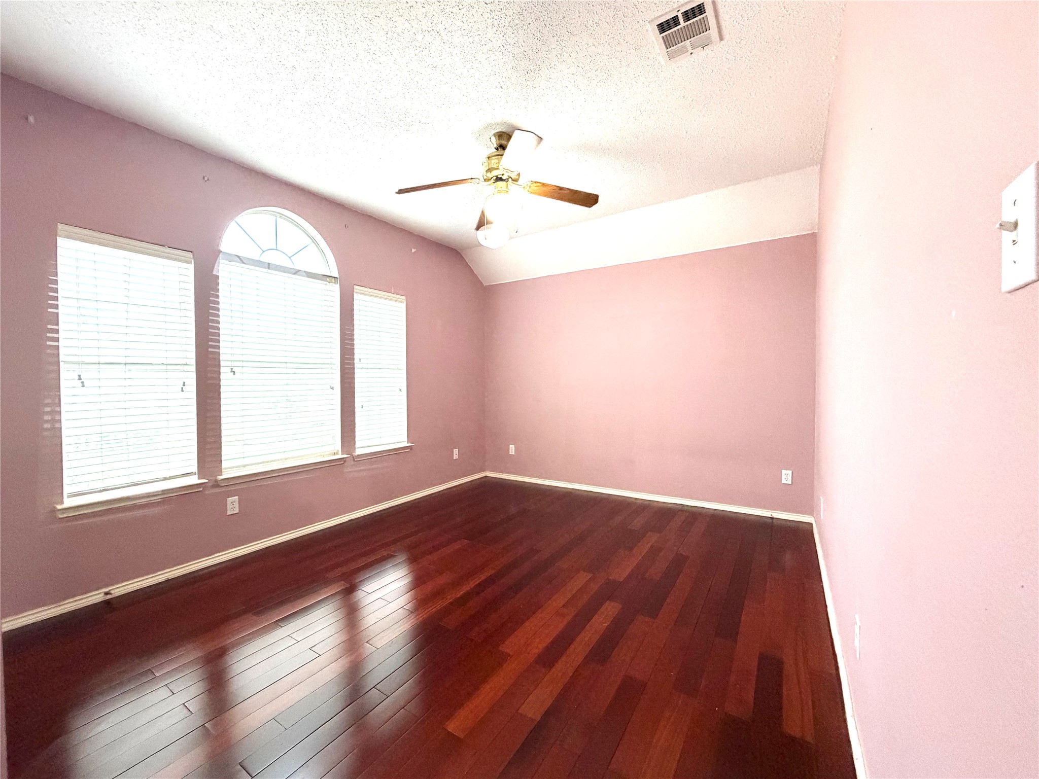 1618 Arbor Creek Drive Garland TX 75040