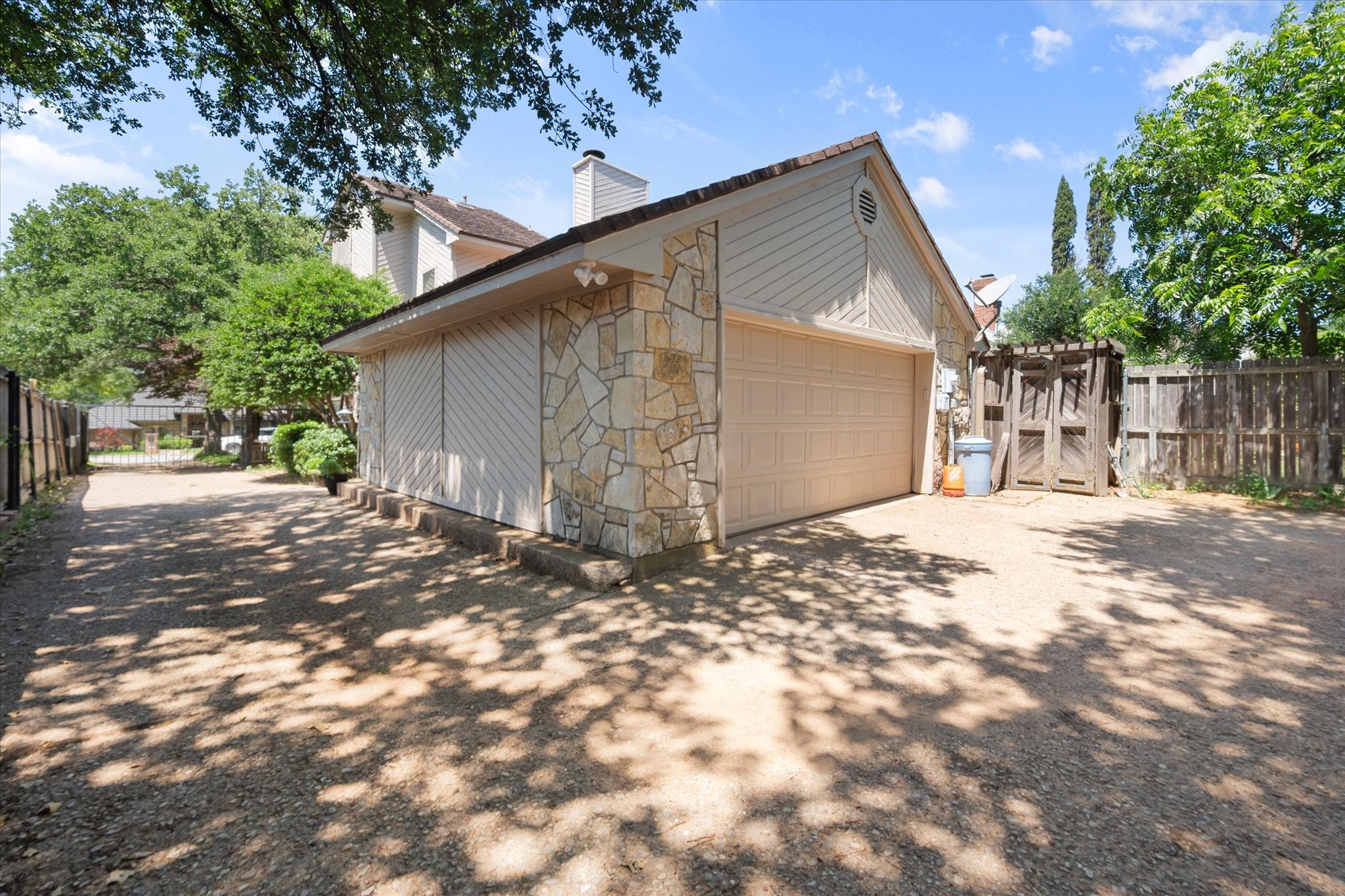 4917 Wareham Drive Arlington TX 76017