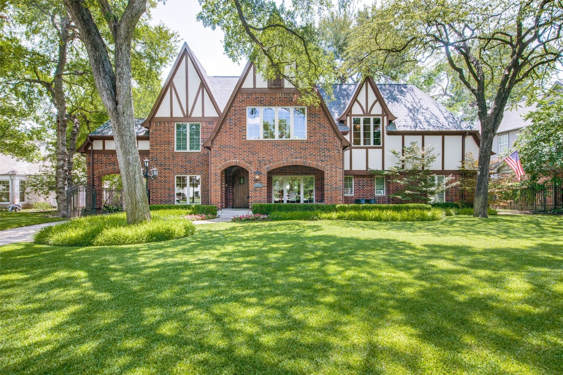 8162 Santa Clara Drive Dallas TX 75218