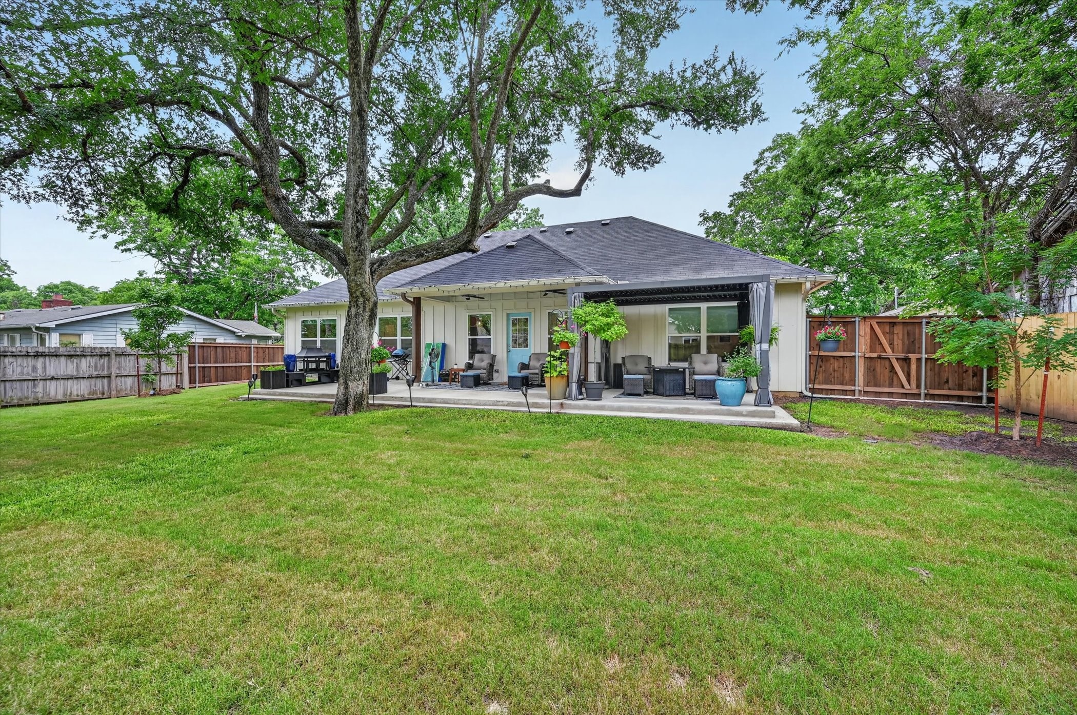 1005 W Chambers Street Cleburne TX 76033