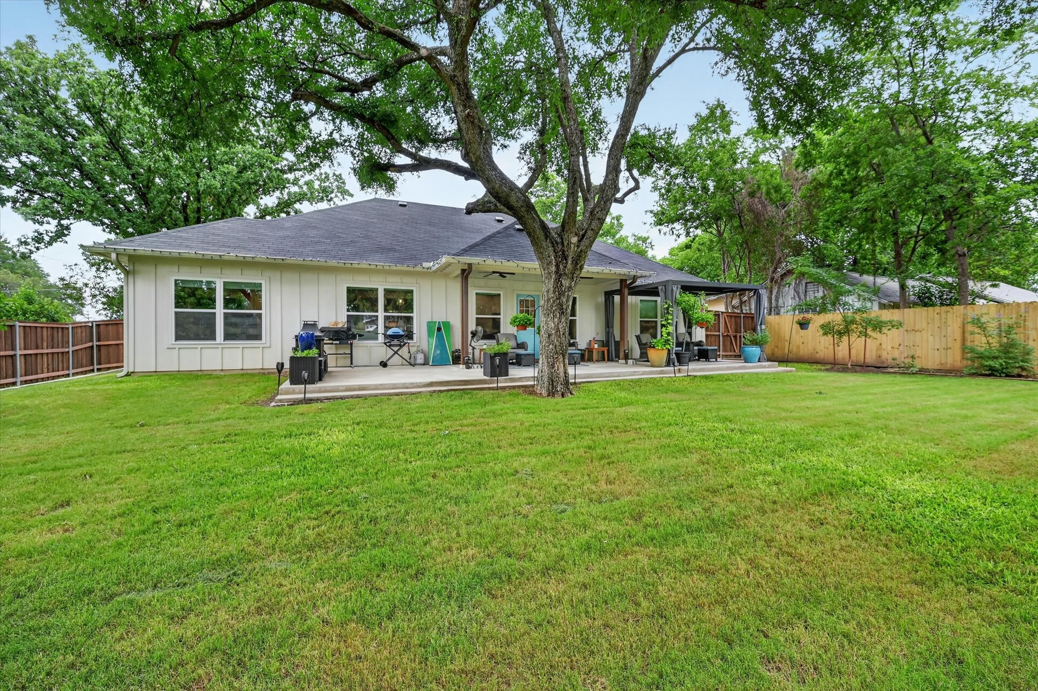 1005 W Chambers Street Cleburne TX 76033