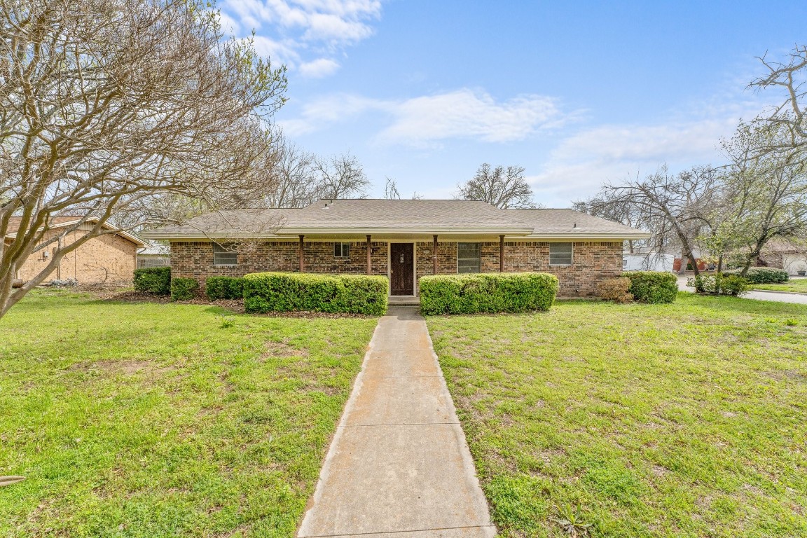 1490 W Park Street Stephenville TX 76401