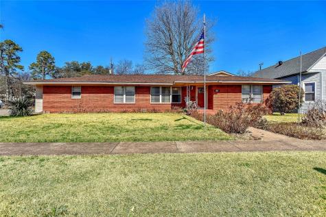 931 W Crawford Street Denison TX 75020