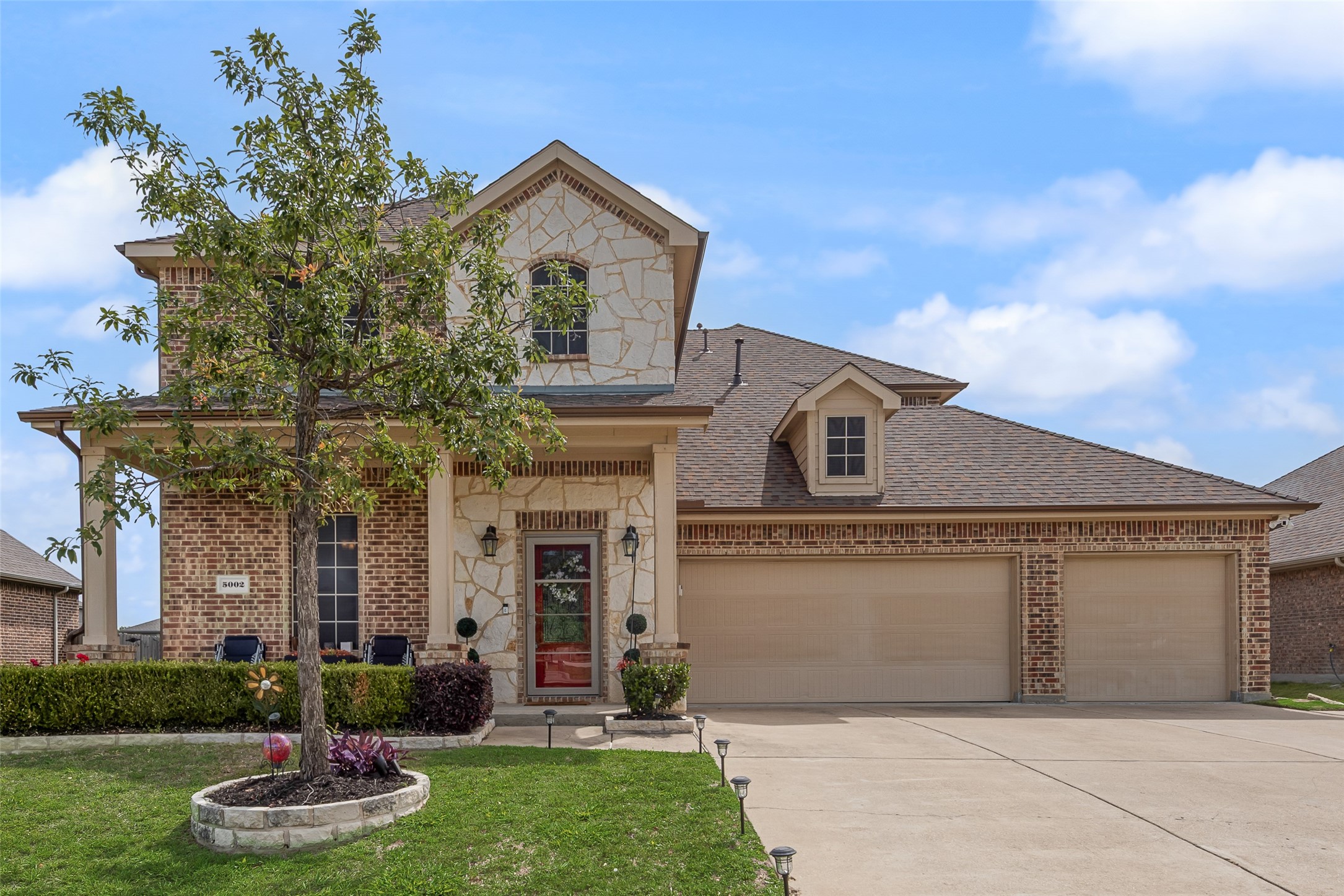 5002 Crawfish Lane Garland TX 75043