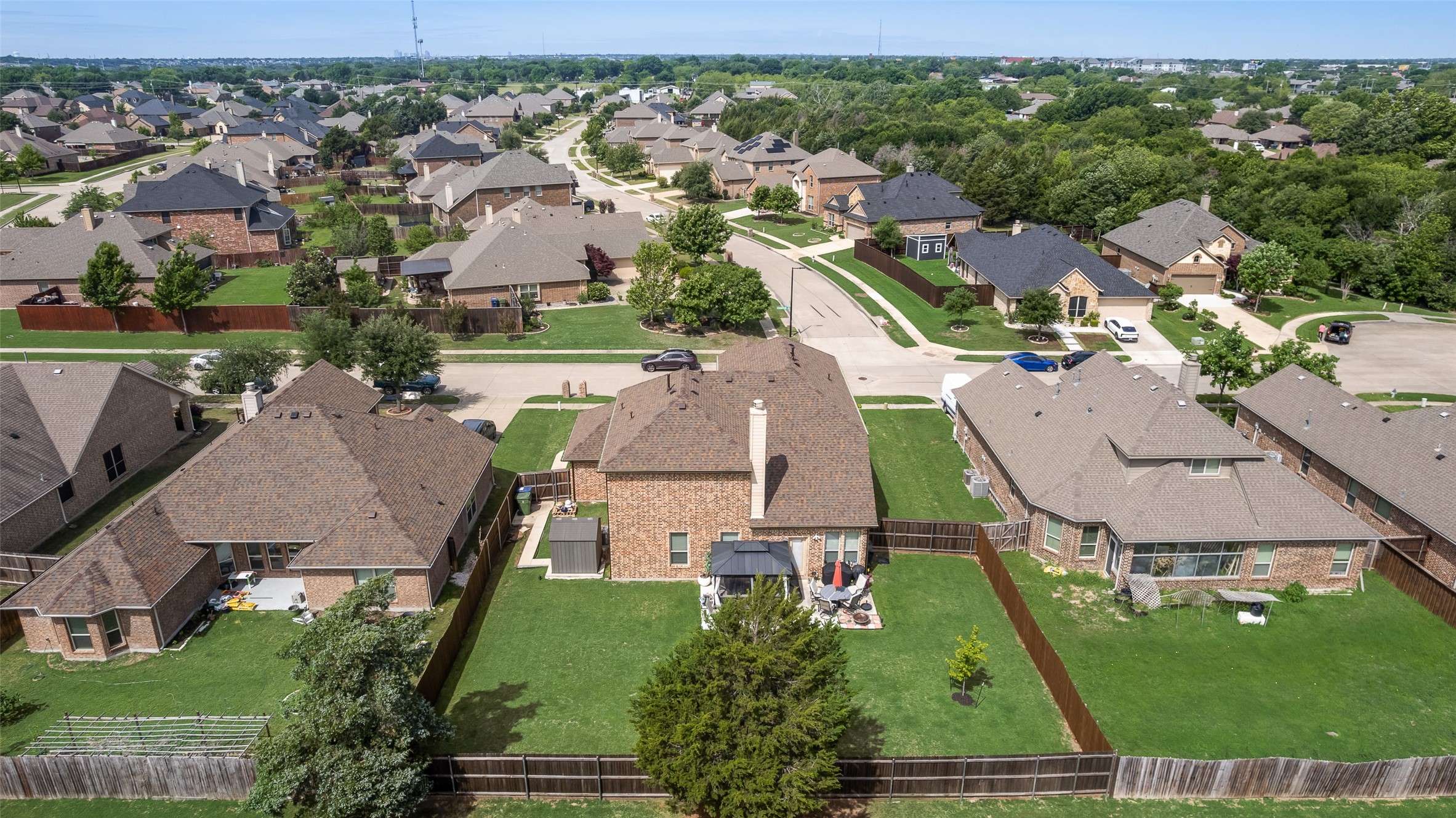 5002 Crawfish Lane Garland TX 75043