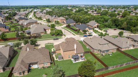 5002 Crawfish Lane Garland TX 75043