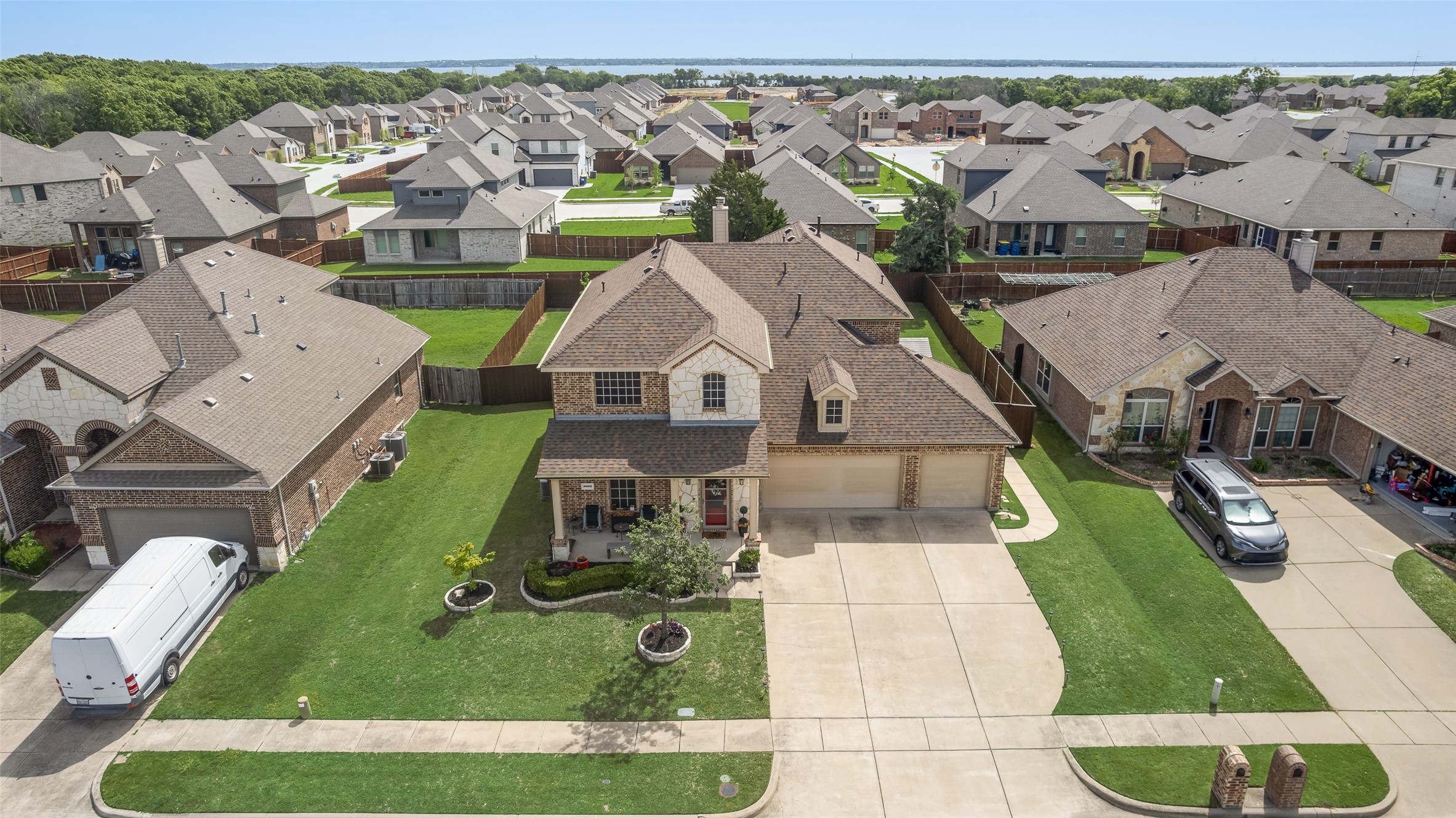 5002 Crawfish Lane Garland TX 75043