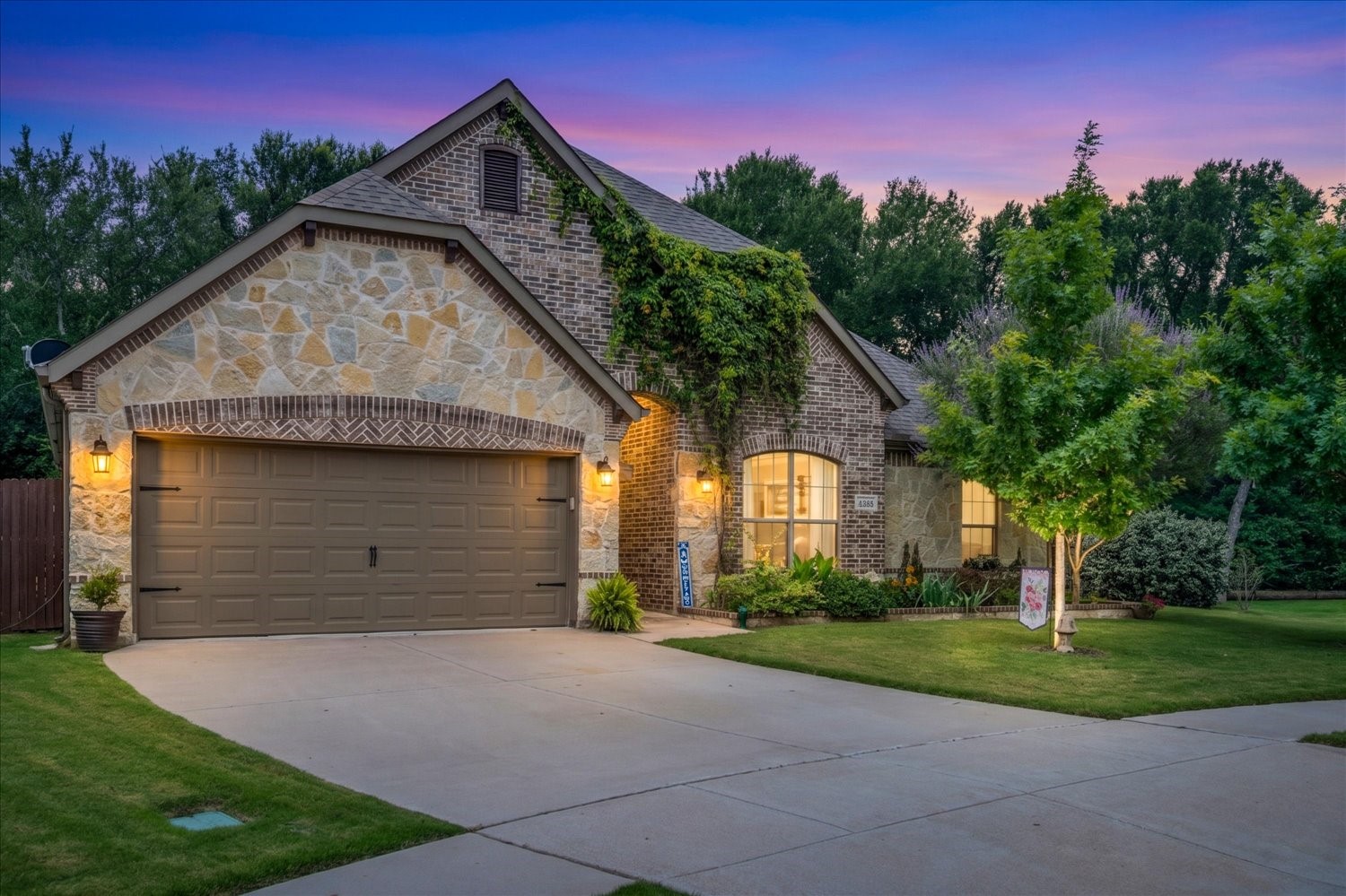 1029 Whitetail Court Joshua TX 76058