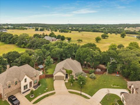 1029 Whitetail Court Joshua TX 76058