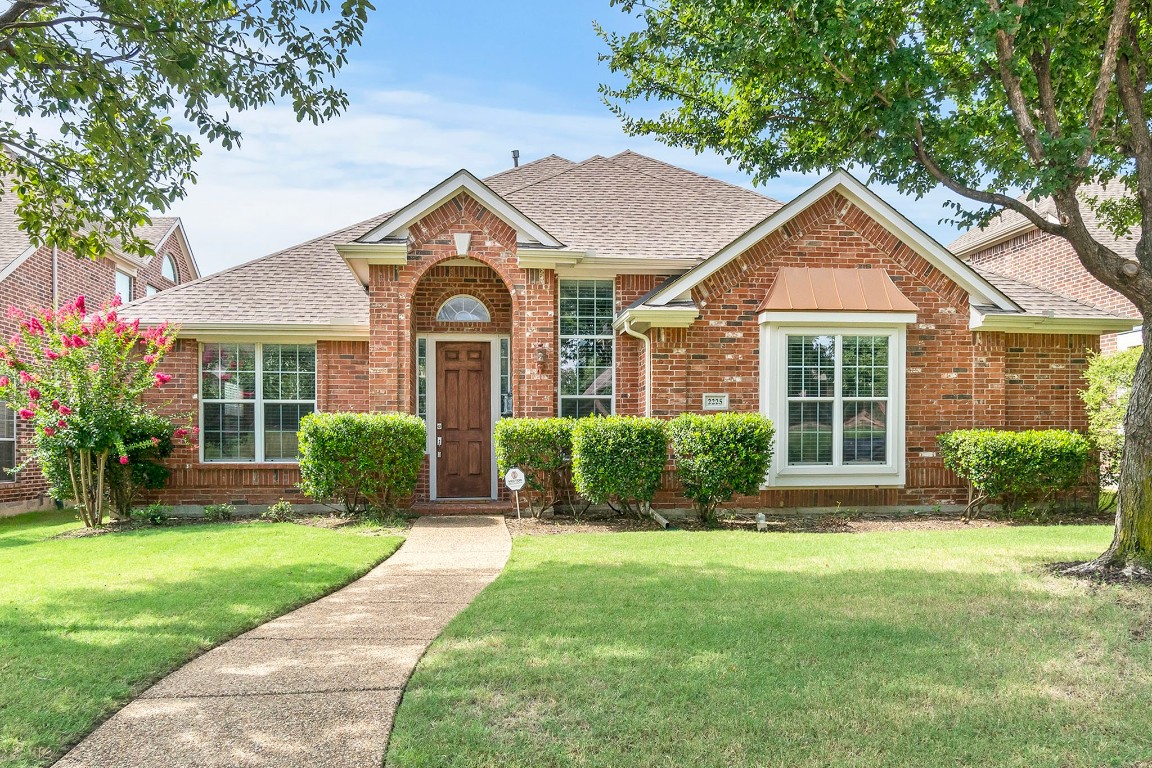 2225 Landoine Lane Lewisville TX 75056