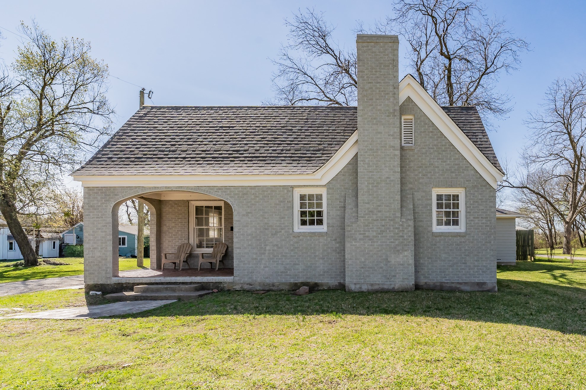 1734 E California Street Gainesville TX 76240