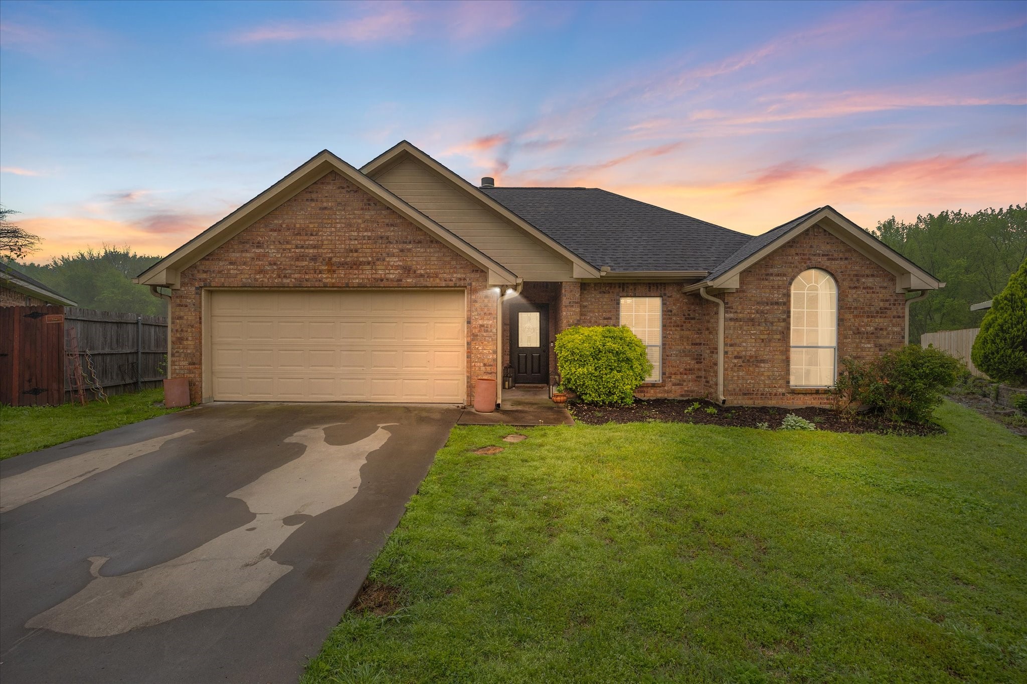 2125 Dixie Street Caddo Mills TX 75135
