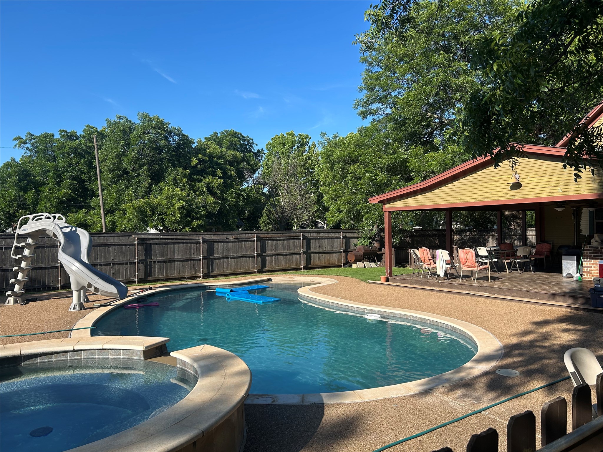 731 Kentucky Street Graham TX 76450