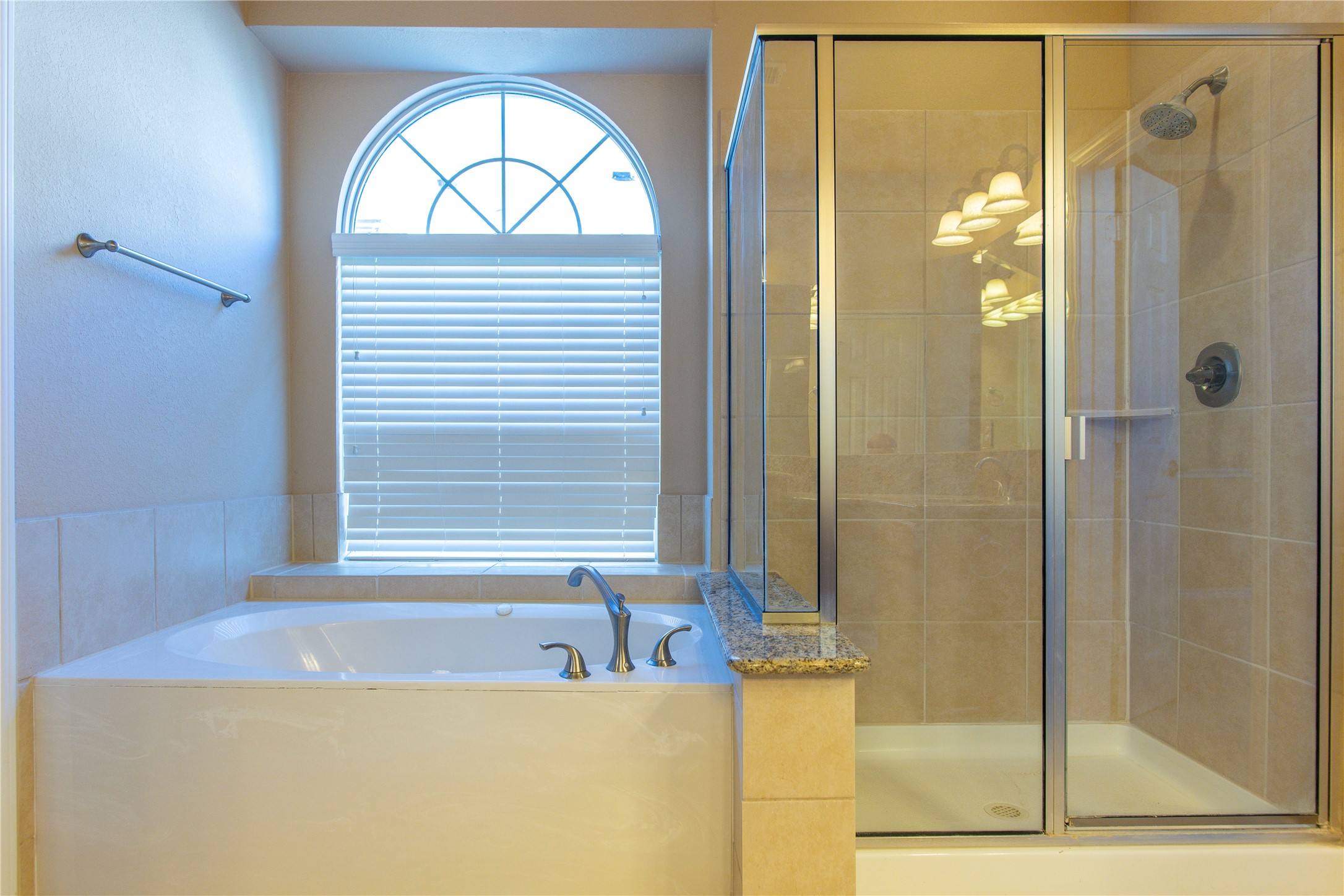 1013 Shearwater Lane Garland TX 75043