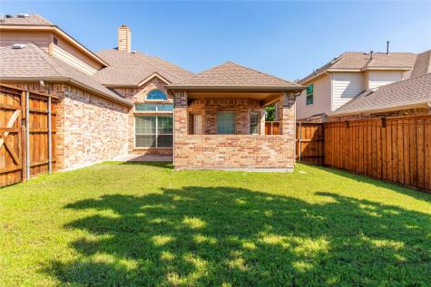 1013 Shearwater Lane Garland TX 75043