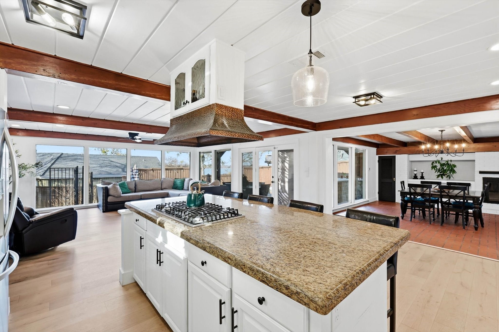 6 Horseshoe Drive Highland Village TX 75077
