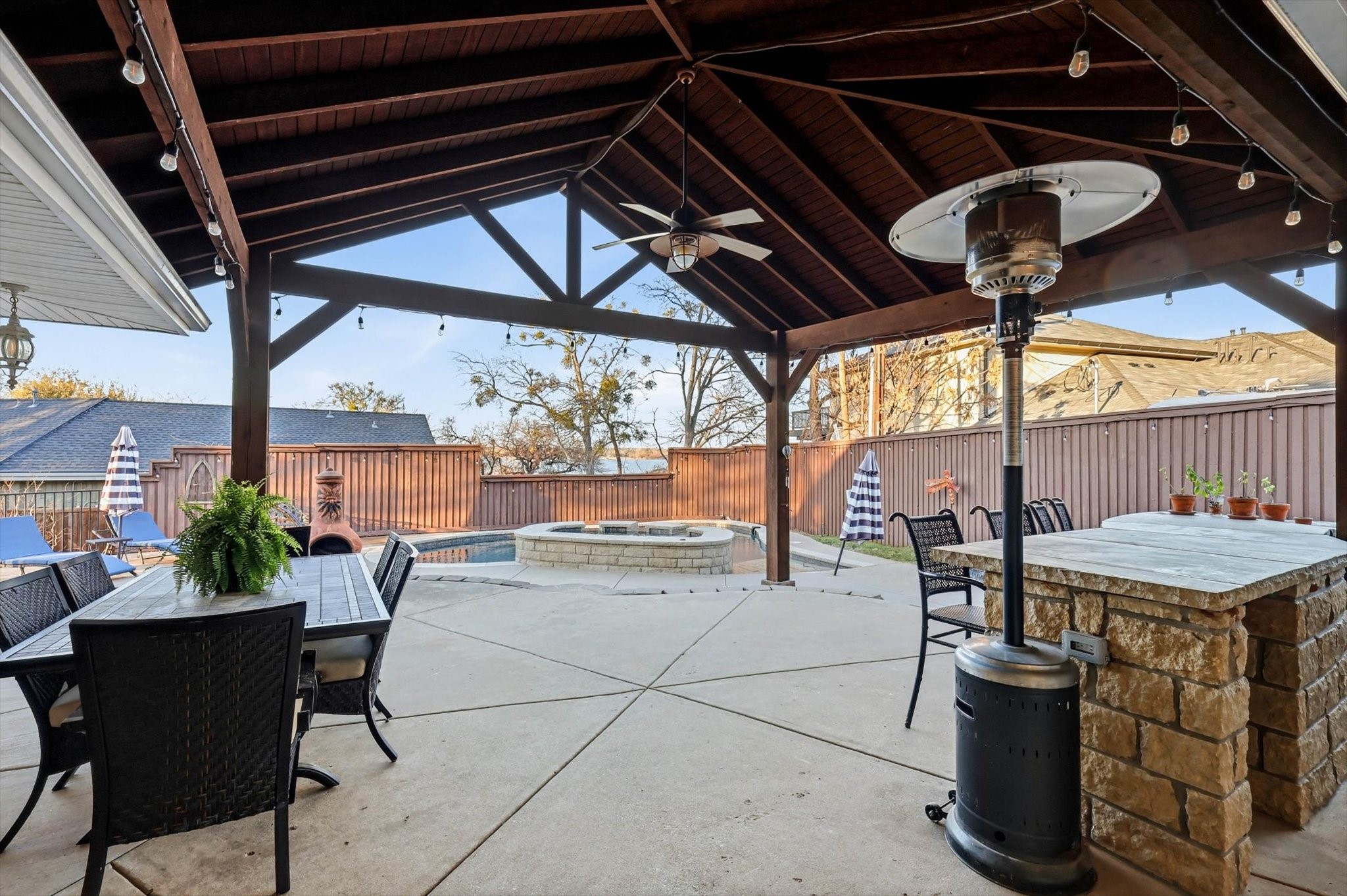 6 Horseshoe Drive Highland Village TX 75077