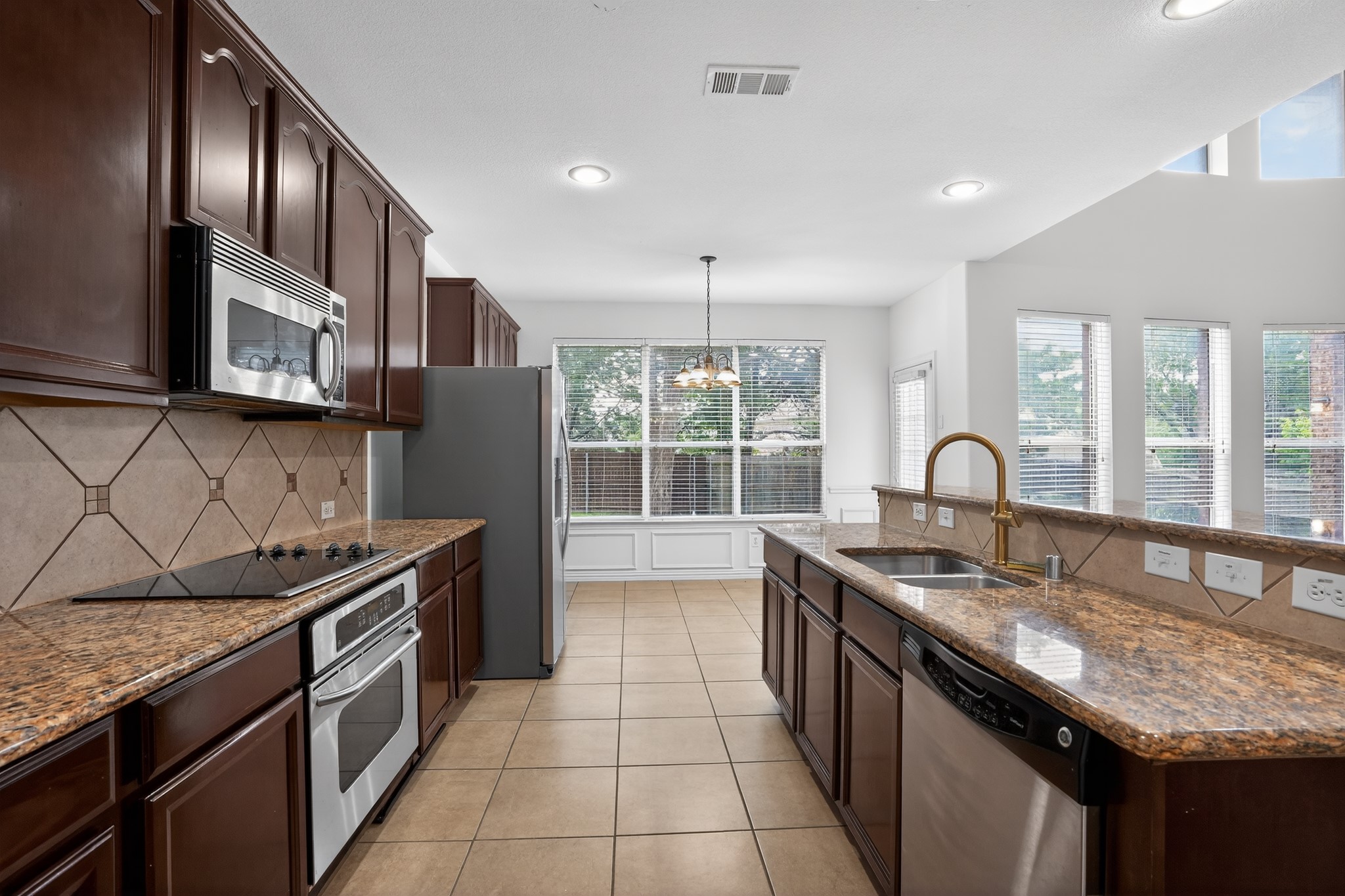 1426 Levee Lane Cedar Hill TX 75104