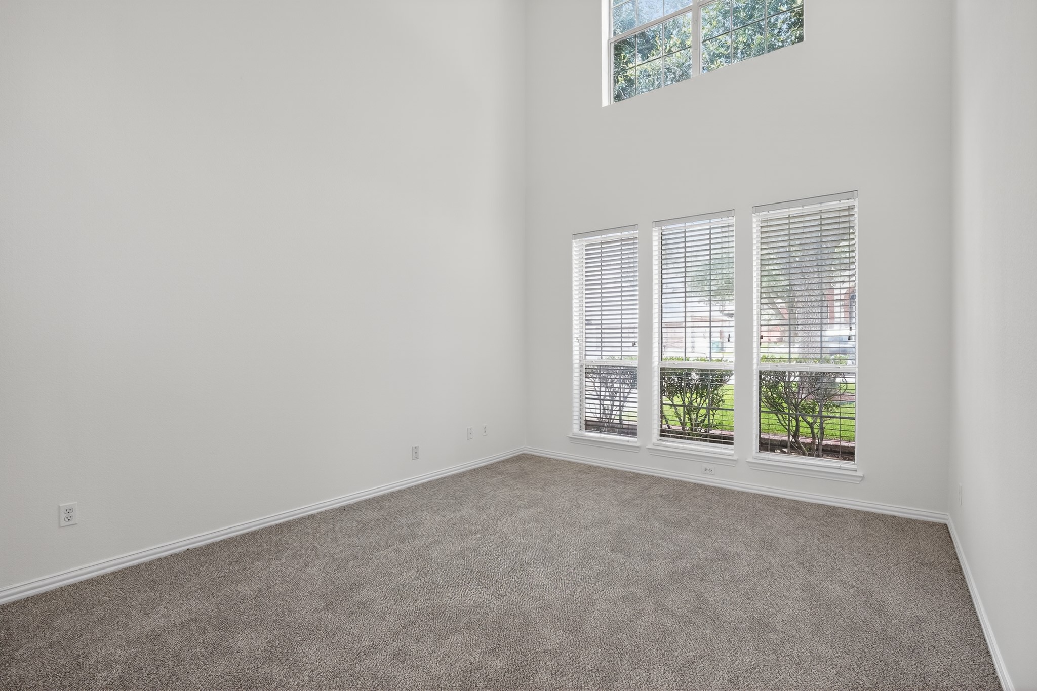 1426 Levee Lane Cedar Hill TX 75104