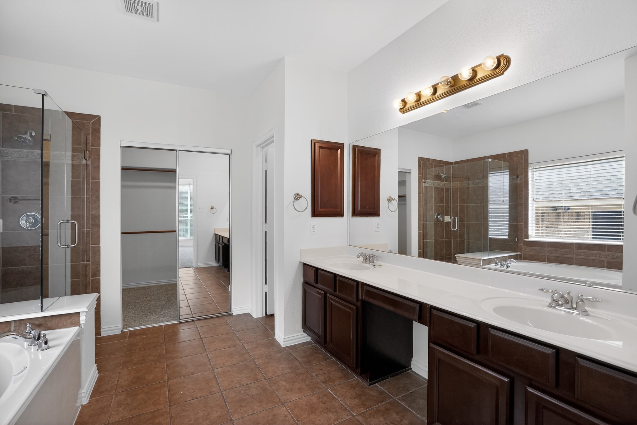 1426 Levee Lane Cedar Hill TX 75104