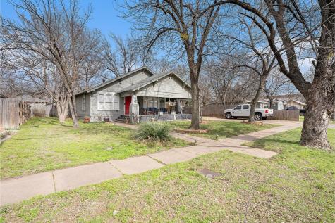 1124 North Anglin Street Cleburne TX 76031