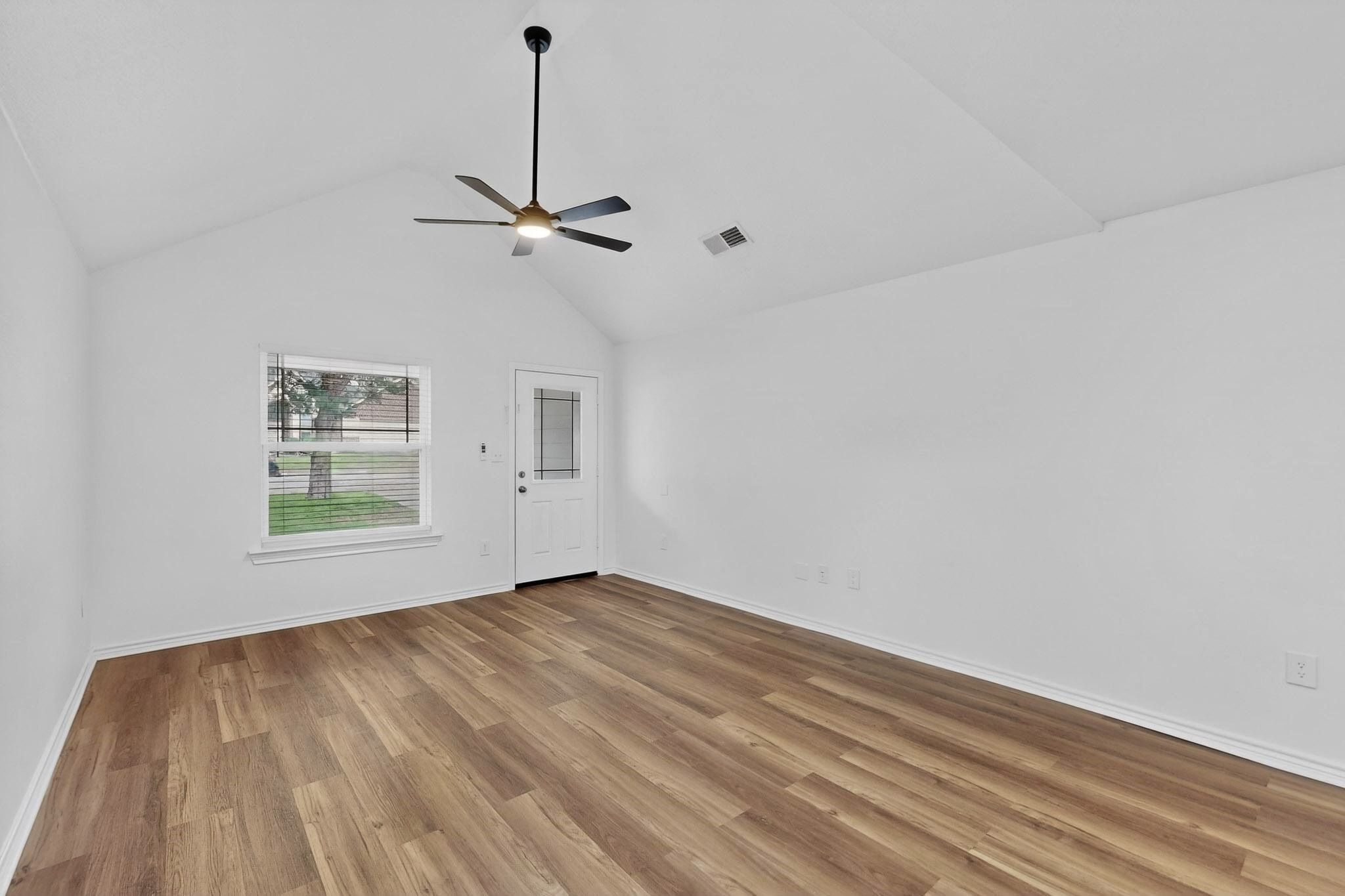 1306 Oak Street Mckinney TX 75069