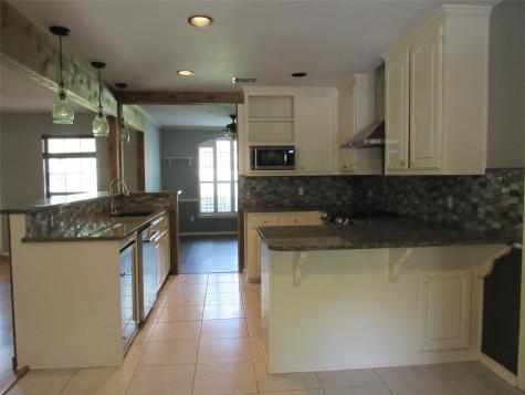 1048 Eagle Canyon Drive China Spring TX 76633