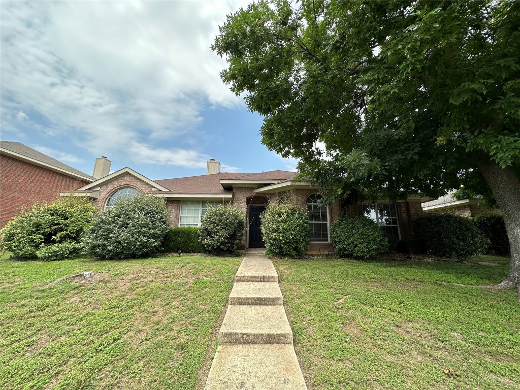 1517 Warwick Drive Lancaster TX 75134