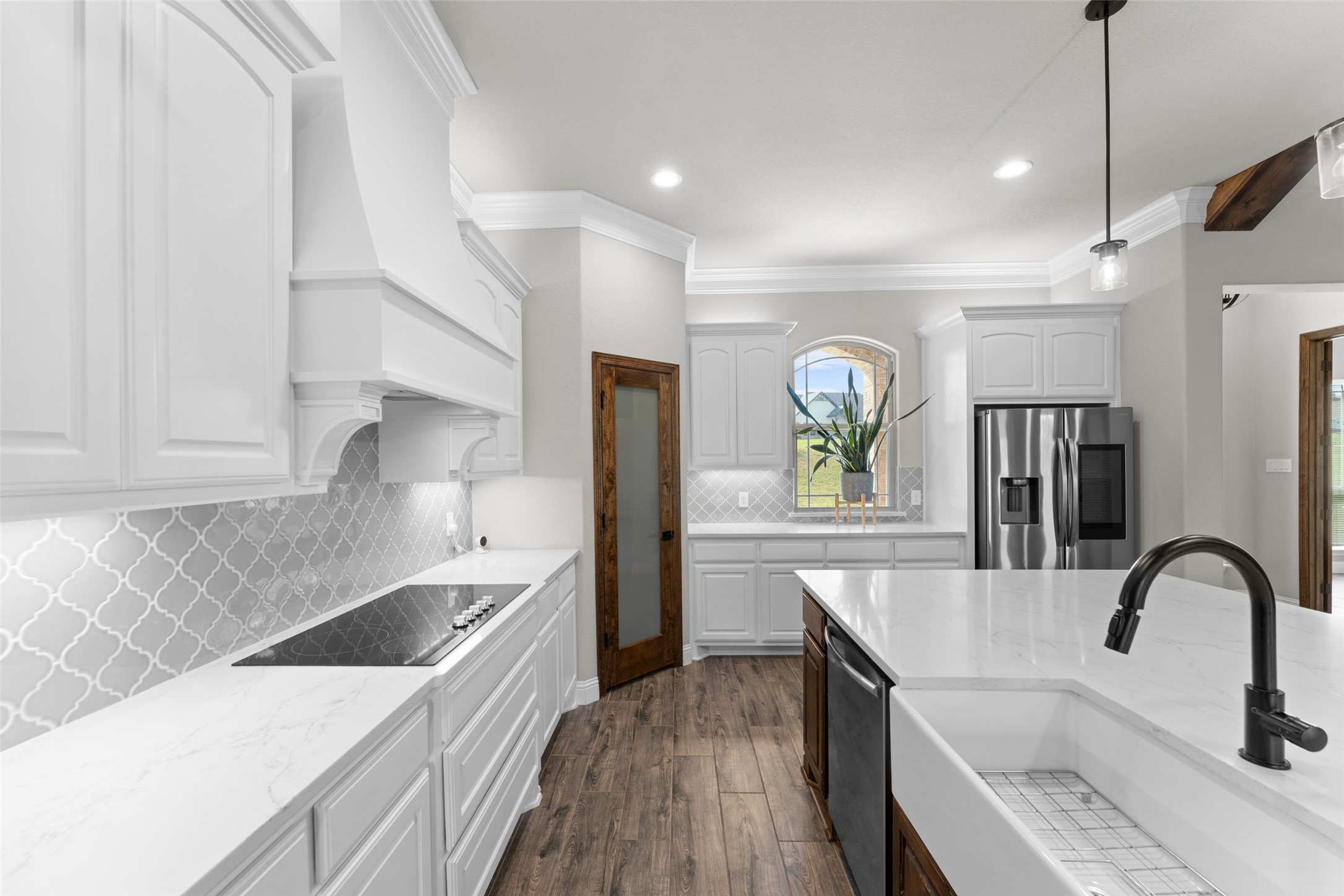 1055 Meadow Wood Terrace Azle TX 76020