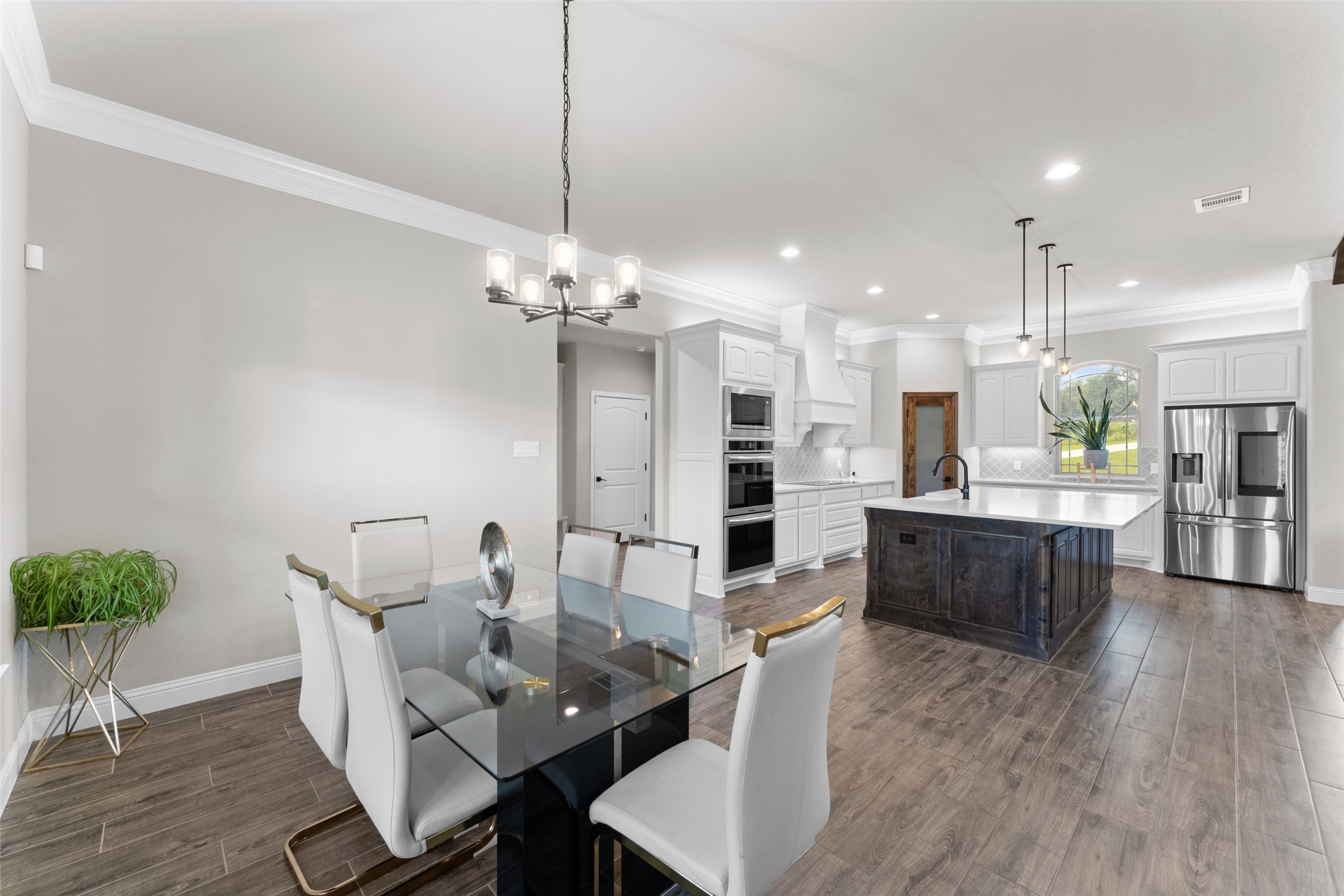 1055 Meadow Wood Terrace Azle TX 76020