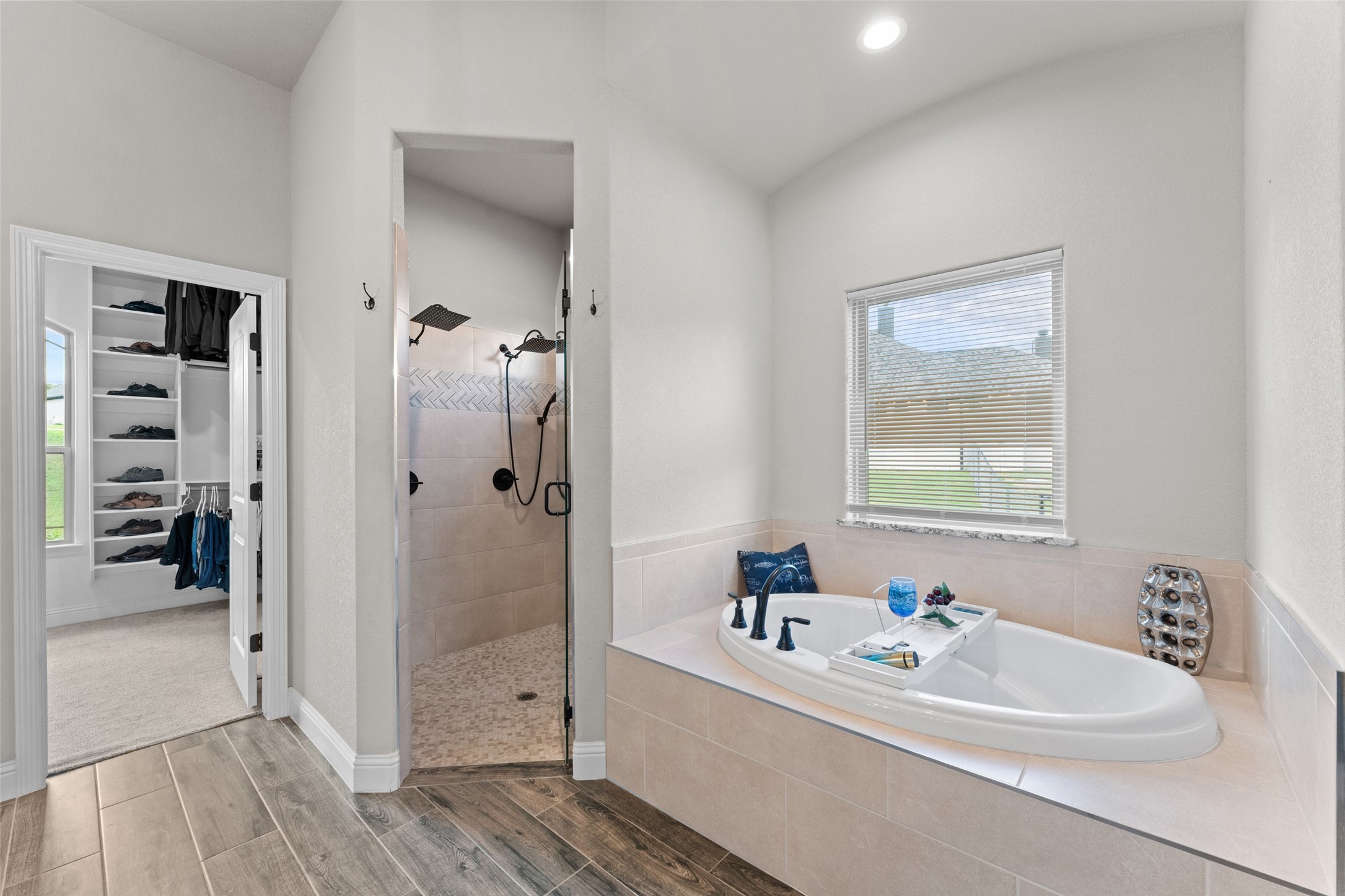 1055 Meadow Wood Terrace Azle TX 76020