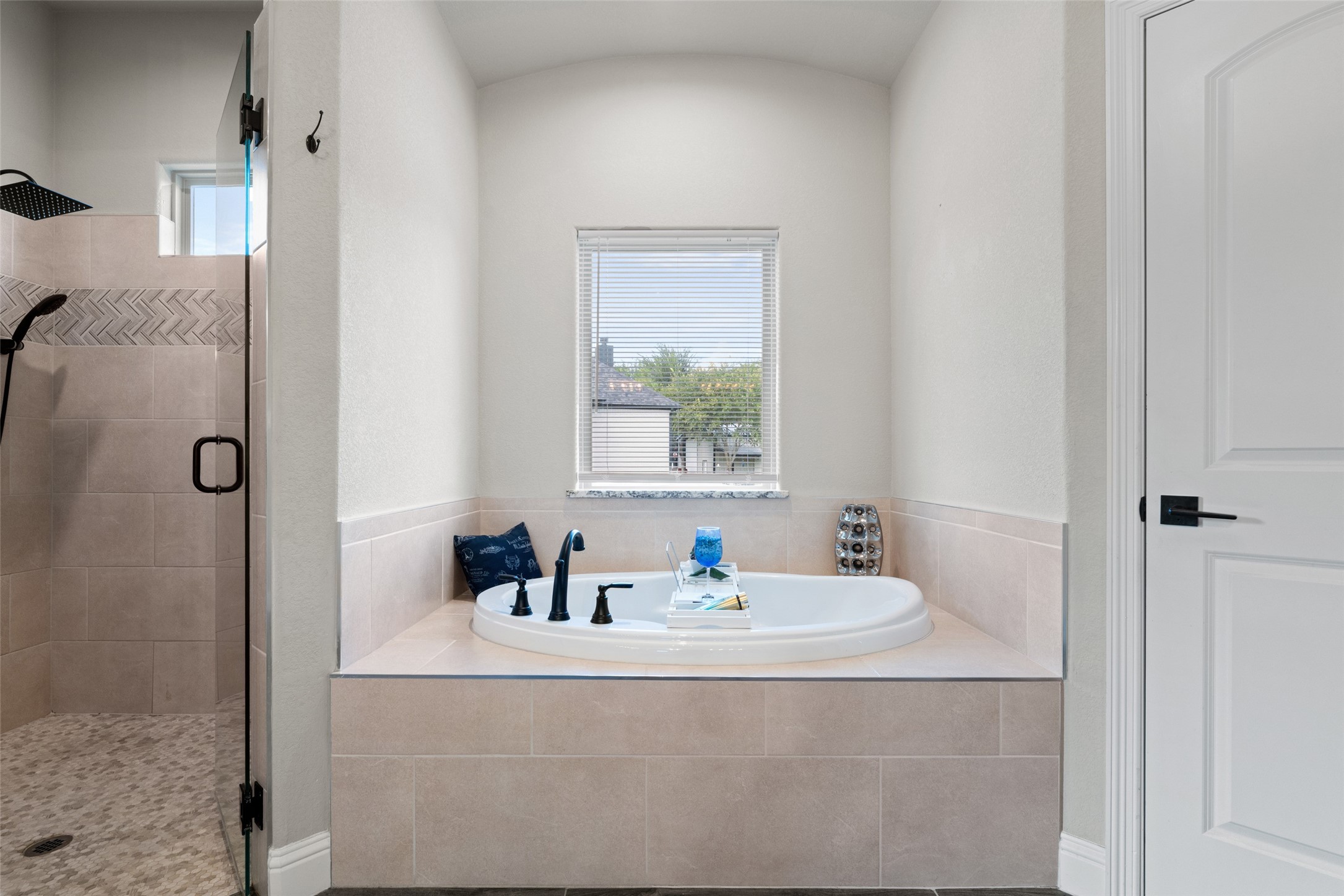 1055 Meadow Wood Terrace Azle TX 76020