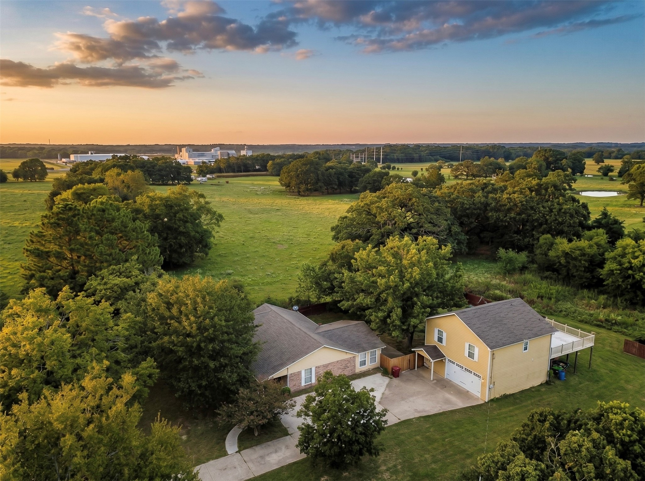1261 State Highway 110 Grand Saline TX 75140