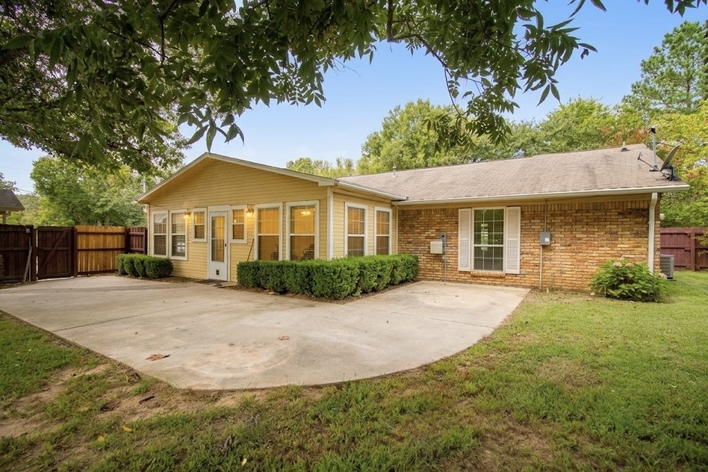 1261 State Highway 110 Grand Saline TX 75140