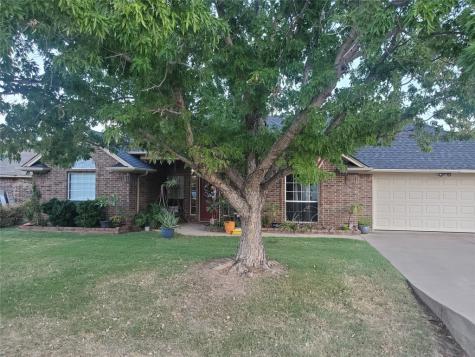 4020 Country Meadows Circle Granbury TX 76049