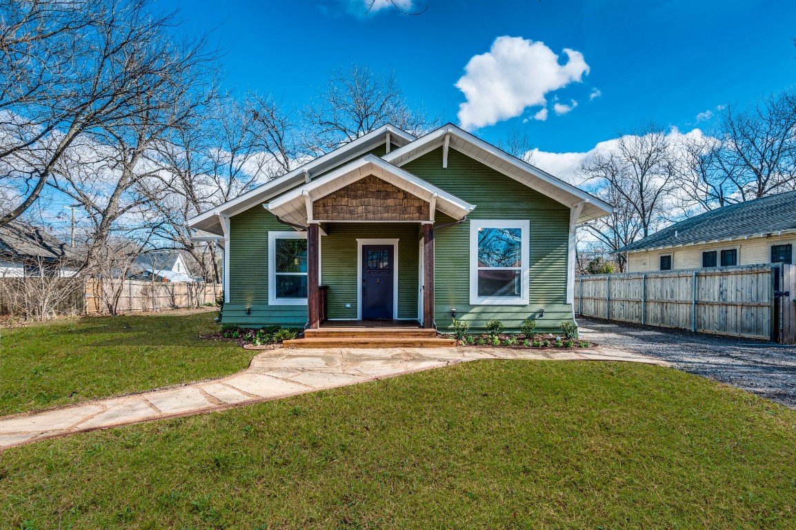 212 E University Avenue Waxahachie TX 75165