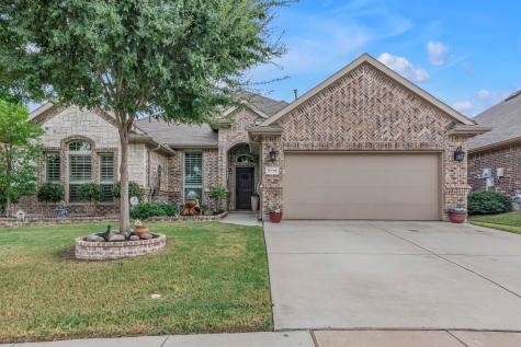 2116 Rosalinda Pass Fort Worth TX 76131